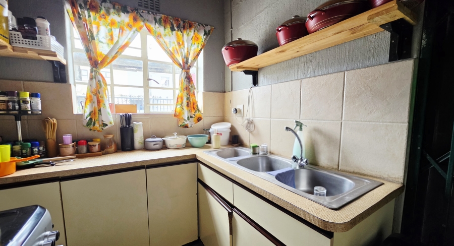 3 Bedroom Property for Sale in Bridgetown Western Cape